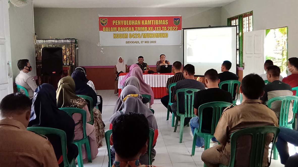 TMMD ke 113, TNI – Polri Gelar Penyuluhan Tentang Kamtibmas